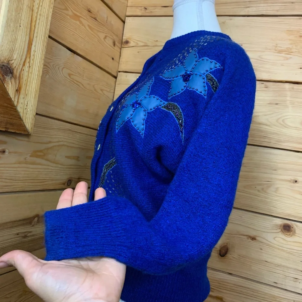 Vintage‎ Embroidered Beads Faux Leather Blue Floral Women's Cardigan Sweater - Picture 8 of 10